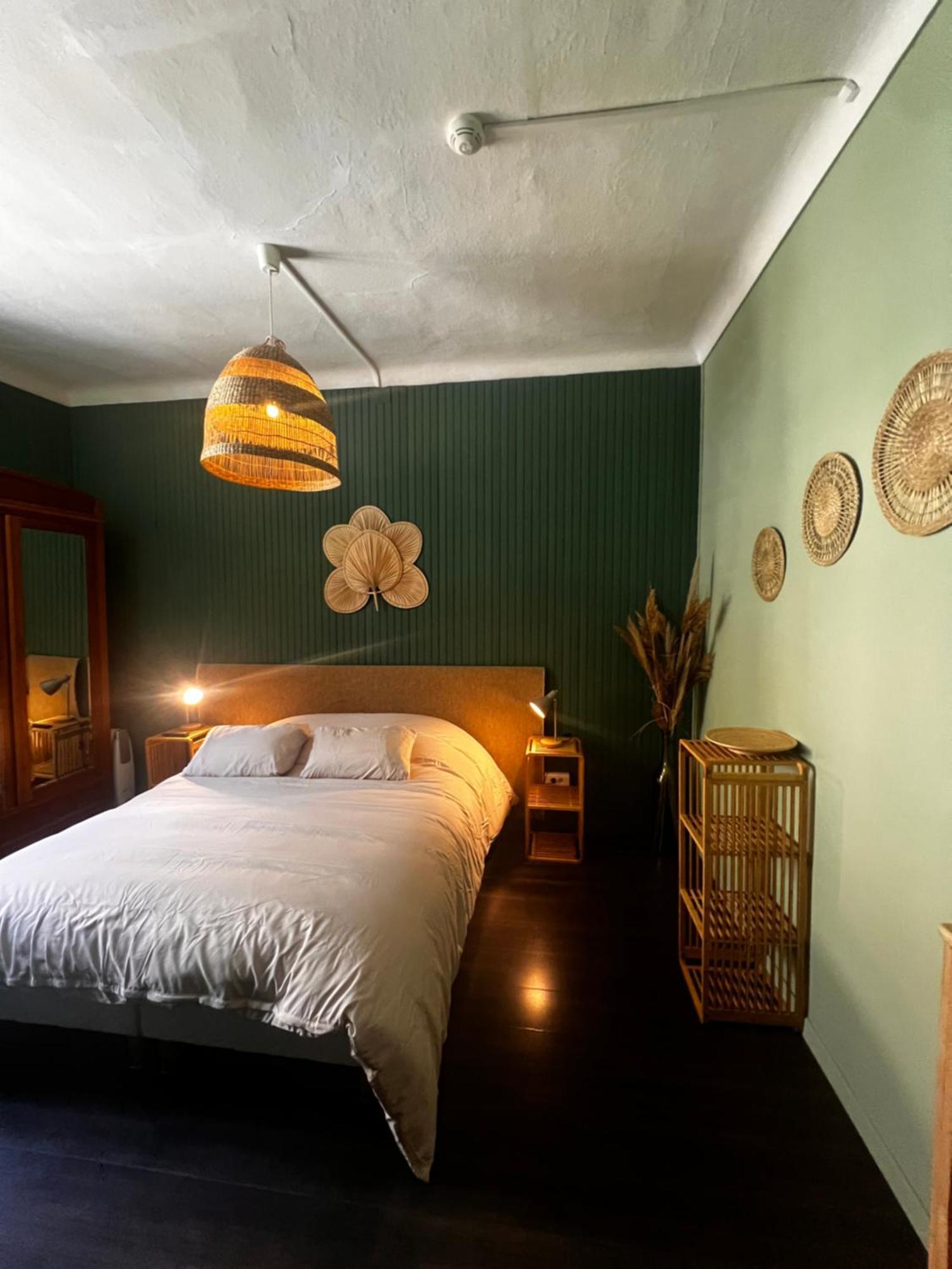 Hotel Fleur Des Alpes La Brigue Buitenkant foto